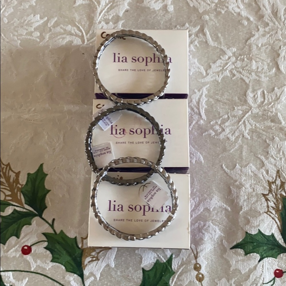 Lia Sophia Interlink stretch bracelets